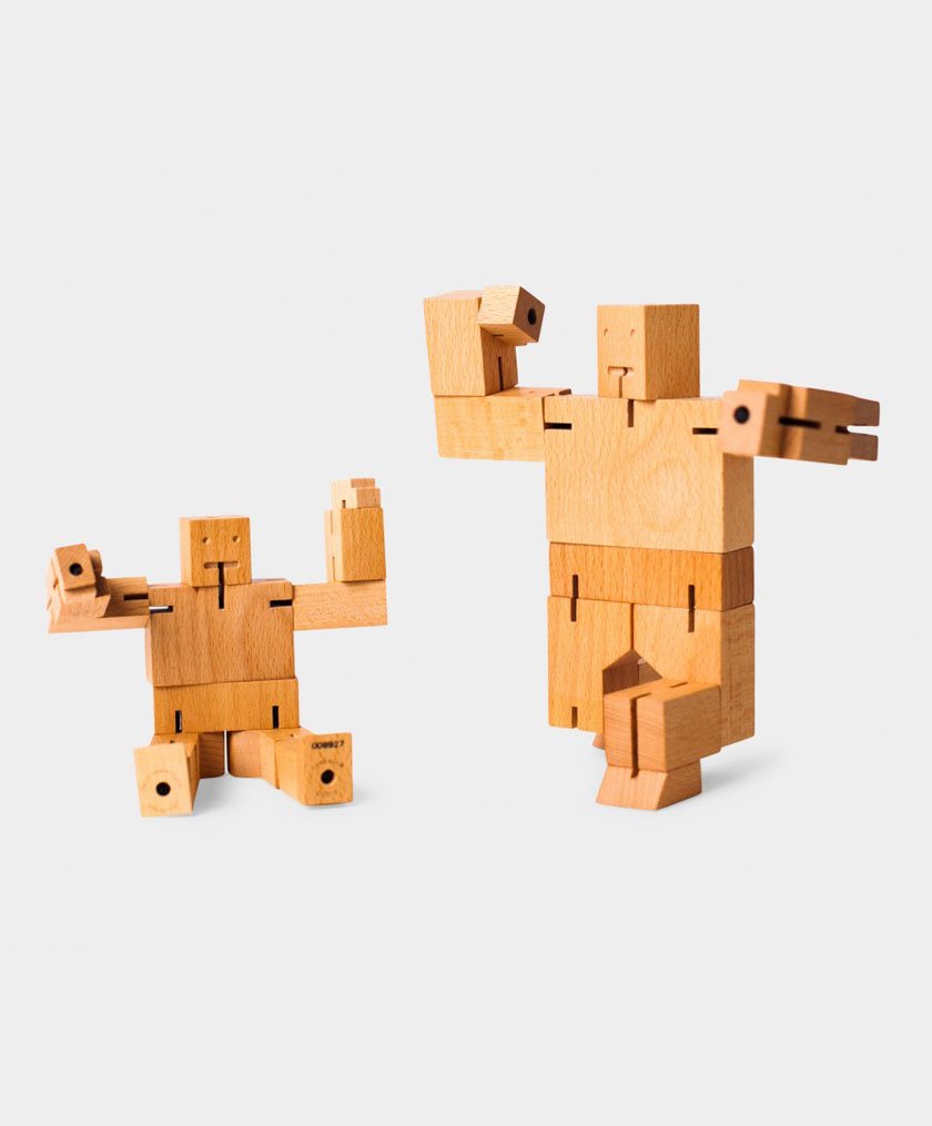 yes_041_cubebot_6-1340×785.jpg