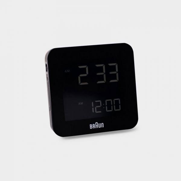 yes_030_braun_travel_alarm_clock_1-1340×785.jpg