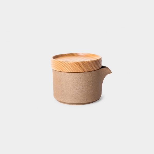 yes_070_hasami_creamer_2-1340×785.jpg